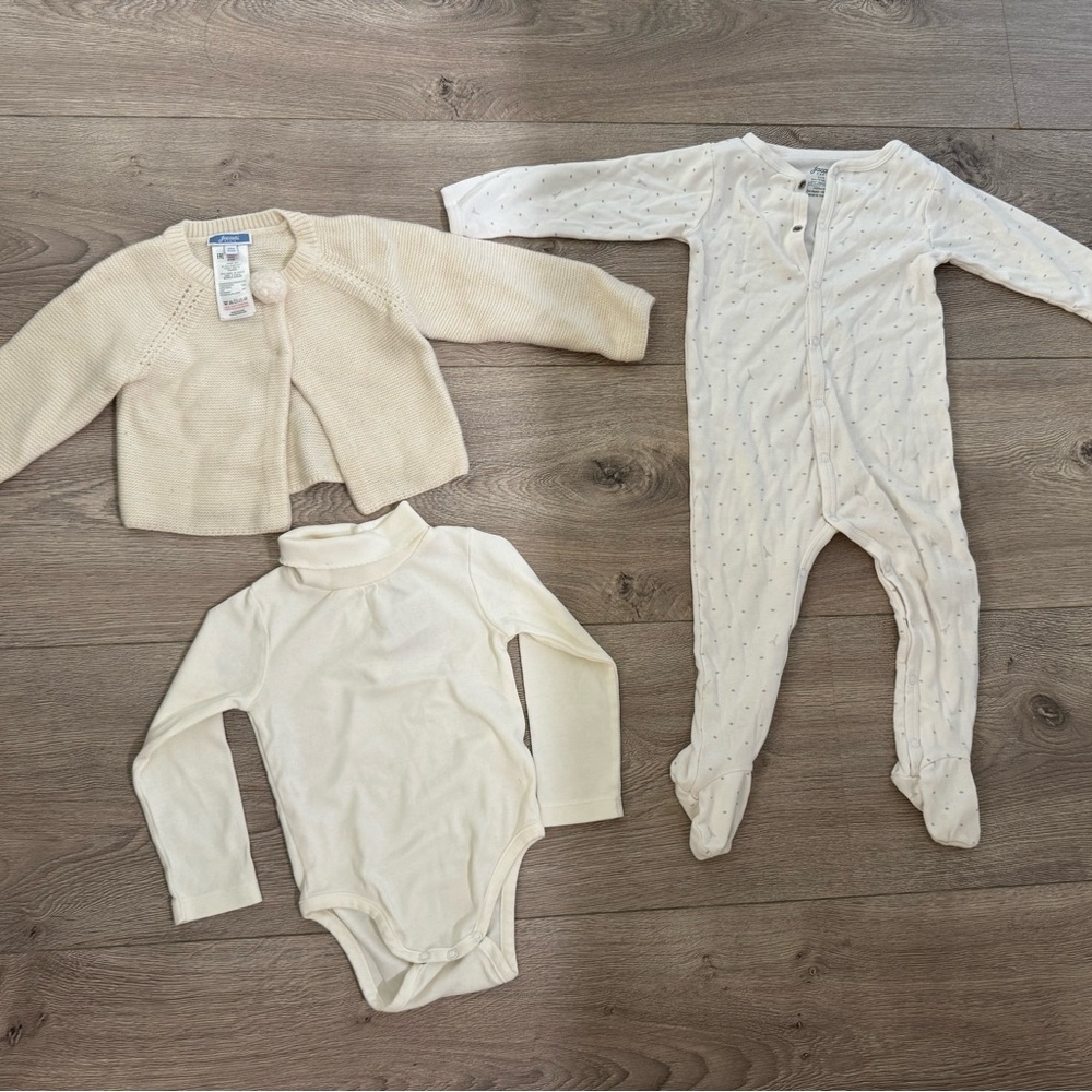Jacadi Cream and White Baby Footie Set